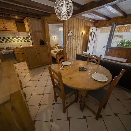 Le Chateau Morzine Exterior photo